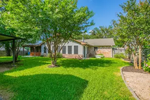241 Travis Ln, Hewitt, TX 76643 - Photo 21