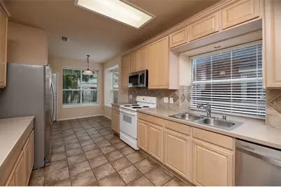 11229 Fountainbridge Drive, Frisco, TX 75035 - Photo 9