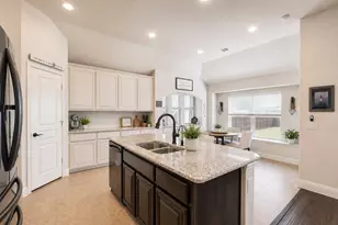 8224 Bonanza St, Aubrey, TX 76227 - Photo 9