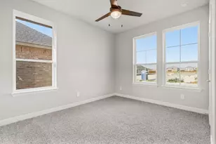 17132 Manzanilla Dr, Justin, TX 76247 - Photo 17