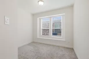 318 Gleneagles Dr, Garland, TX 75040 - Photo 13