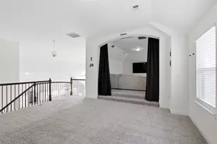 318 Gleneagles Dr, Garland, TX 75040 - Photo 17
