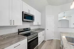 811 Cutting Horse Dr, Mansfield, TX 76063 - Photo 11