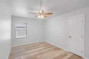 811 Cutting Horse Dr, Mansfield, TX 76063 - Photo 17