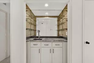 3113 Stonehenge Ln, Carrollton, TX 75006 - Photo 11