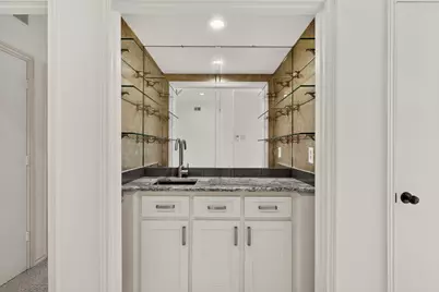 3113 Stonehenge Lane, Carrollton, TX 75006 - Photo 11