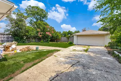 6536 Patrick Drive, Dallas, TX 75214 - Photo 25
