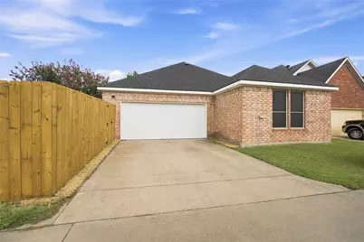 122 Clear Creek Drive, Red Oak, TX 75154 - Photo 21