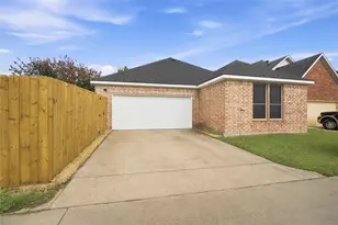 122 Clear Creek Dr, Red Oak, TX 75154 - Photo 21