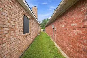 122 Clear Creek Dr, Red Oak, TX 75154 - Photo 27