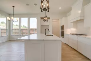 6926 Trail Rock Dr, Benbrook, TX 76126 - Photo 13