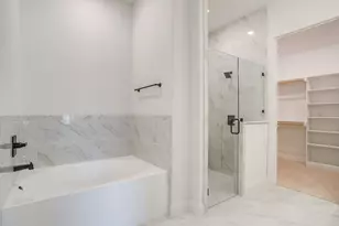 6926 Trail Rock Dr, Benbrook, TX 76126 - Photo 23