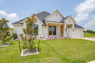 6926 Trail Rock Dr, Benbrook, TX 76126 - Photo 3
