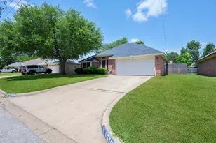 1510 Berry Patch Ln, Granbury, TX 76048 - Photo 5