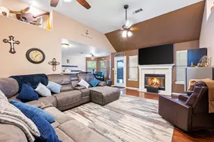 1510 Berry Patch Ln, Granbury, TX 76048 - Photo 9
