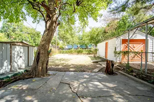 3323 W Clarendon Dr, Dallas, TX 75211 - Photo 23