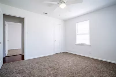 3323 W Clarendon Drive, Dallas, TX 75211 - Photo 15