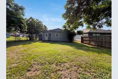 2008 Danner Street, Fort Worth, TX 76105 - Photo 5