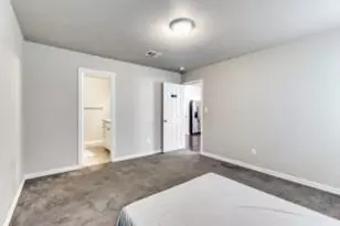 2719 Avenue J, Fort Worth, TX 76105 - Photo 11