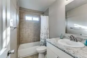2719 Avenue J, Fort Worth, TX 76105 - Photo 9