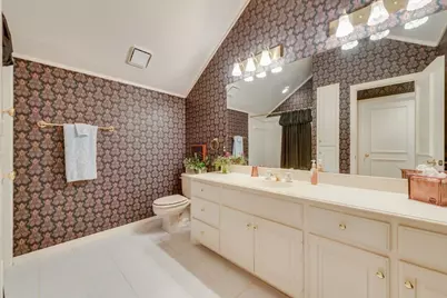 757 Village Green Drive, DeSoto, TX 75115 - Photo 19