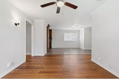 760 Oakwood Avenue, Hurst, TX 76053 - Photo 11