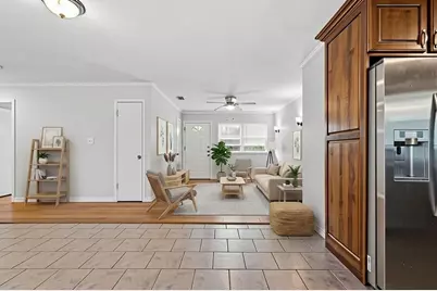 760 Oakwood Avenue, Hurst, TX 76053 - Photo 3
