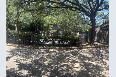 7456 E Northwest Highway #125, Dallas, TX 75231 - Photo 3
