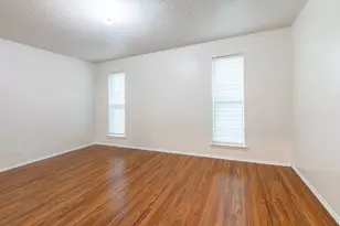 756 E Pecan St, Hurst, TX 76053 - Photo 17