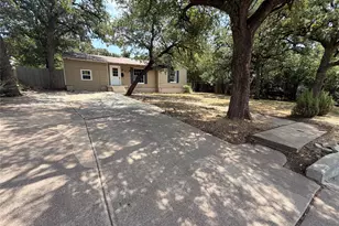 2613 Stark St, Fort Worth, TX 76112 - Photo 3