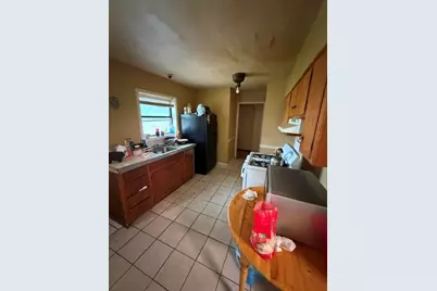 430 W Phillips Court, Grand Prairie, TX 75051 - Photo 3