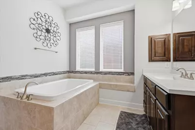 2713 Cole Castle Drive, Lewisville, TX 75056 - Photo 19