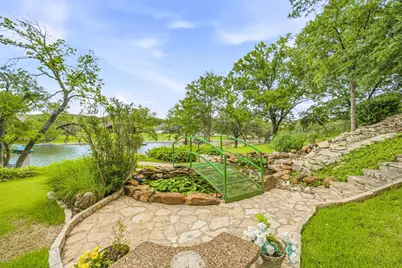 2002 W Emerald Bend Court, Granbury, TX 76049 - Photo 35