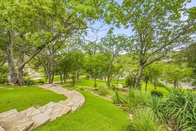 2002 W Emerald Bend Court, Granbury, TX 76049 - Photo 33