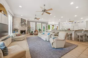 2002 W Emerald Bend Ct, Granbury, TX 76049 - Photo 17