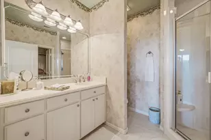 2002 W Emerald Bend Ct, Granbury, TX 76049 - Photo 25