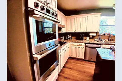 357 Kellys Circle, Runaway Bay, TX 76426 - Photo 5