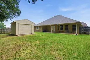 2013 Lindentree Dr, Weatherford, TX 76086 - Photo 21