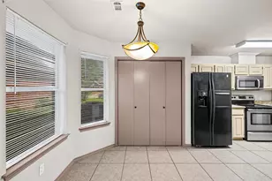 1517 Hayloft Ln, Granbury, TX 76048 - Photo 7