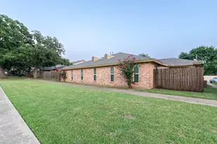 756 E Pecan St, Hurst, TX 76053 - Photo 1