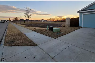 7513 Bluebell Lane, McKinney, TX 75071 - Photo 3