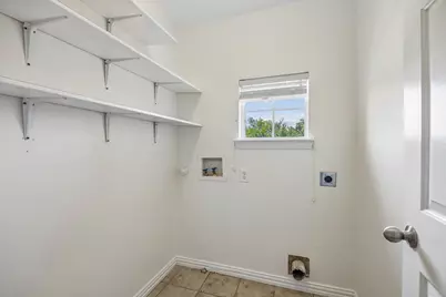 2113 Parkview, Carrollton, TX 75006 - Photo 21