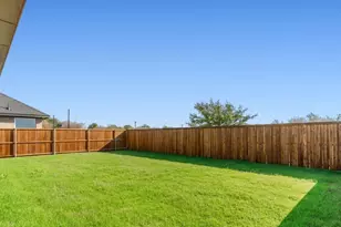 17140 Manzanilla Dr, Justin, TX 76247 - Photo 23
