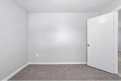 2663 Burton Avenue, Fort Worth, TX 76105 - Photo 21