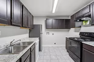 2663 Burton Ave, Fort Worth, TX 76105 - Photo 11