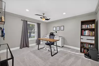 2307 Meadow Creek Drive, Carrollton, TX 75006 - Photo 27