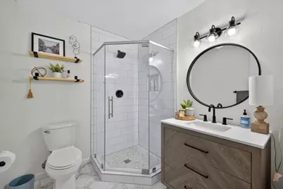 2307 Meadow Creek Drive, Carrollton, TX 75006 - Photo 25