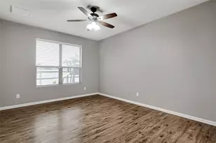 1015 Christine St, Keene, TX 76031 - Photo 17