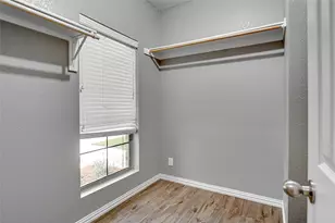 1015 Christine St, Keene, TX 76031 - Photo 21
