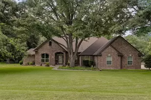 515 Seneca Dr, Waxahachie, TX 75165 - Photo 1